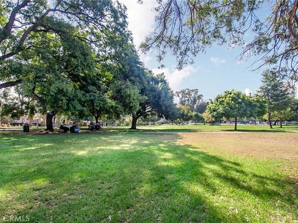 11100 Acama Street 16, Studio City CA 91602