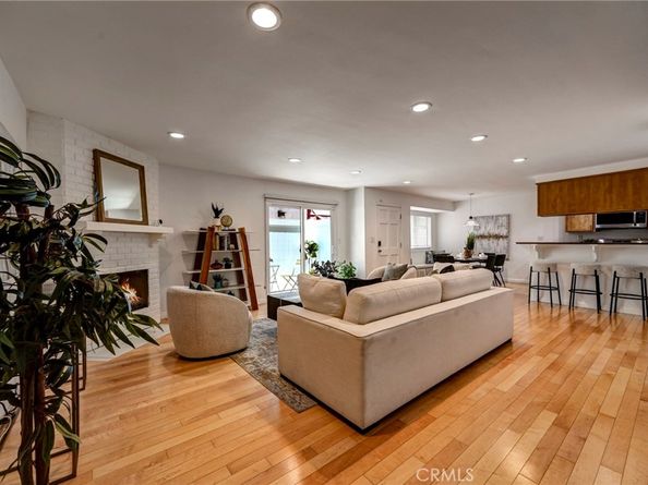 11100 Acama Street 16, Studio City CA 91602