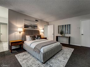 11100 Acama Street 16, Studio City CA 91602