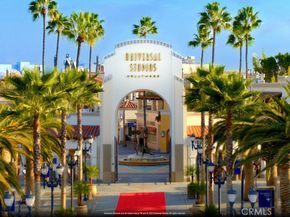 11100 Acama Street 16, Studio City CA 91602