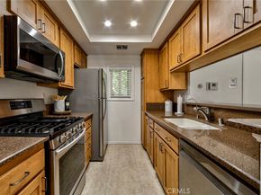 11100 Acama Street 16, Studio City CA 91602