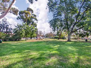 11100 Acama Street 16, Studio City CA 91602