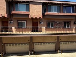 5241 Colodny Drive 403, Agoura Hills CA 91301
