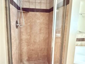 5241 Colodny Drive 403, Agoura Hills CA 91301
