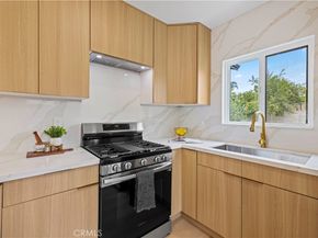 11163 Welby Way, North Hollywood CA 91606
