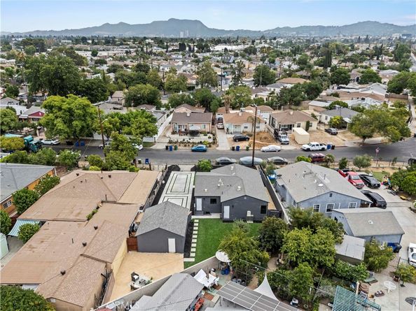 11163 Welby Way, North Hollywood CA 91606