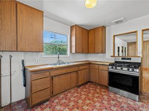 7737 Nestle Avenue, Reseda CA 91335