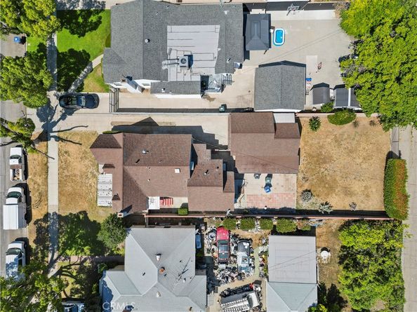 1230 Spazier Avenue, Glendale CA 91201