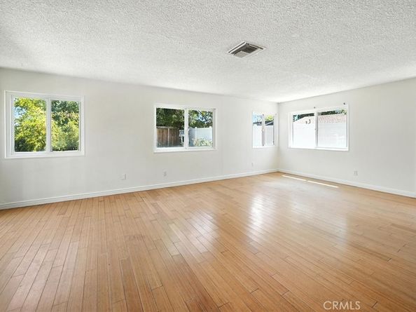 8846 Laramie Avenue, Winnetka CA 91306