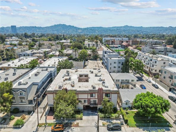 11274 Morrison Street 2, North Hollywood CA 91601