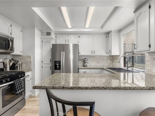 11274 Morrison Street 2, North Hollywood CA 91601