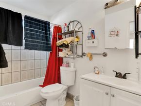 418 420 E 120th Street, Los Angeles CA 90061