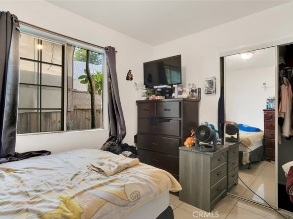 418 420 E 120th Street, Los Angeles CA 90061