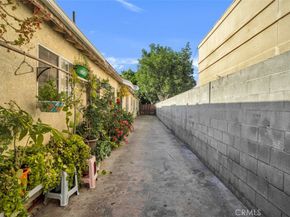 418 420 E 120th Street, Los Angeles CA 90061