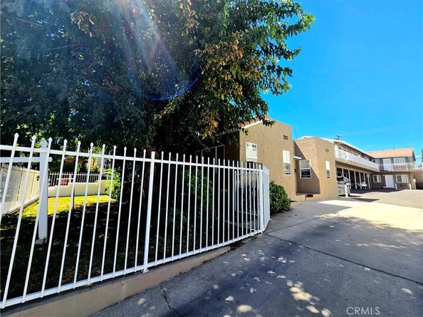235 W Tujunga Avenue, Burbank CA 91502