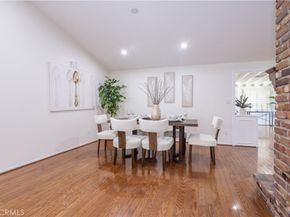 20624 Oxnard Street, Woodland Hills CA 91367