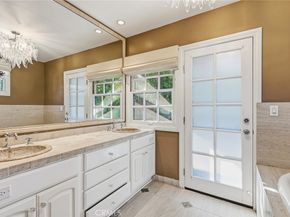 5237 Oakdale, Woodland Hills CA 91364