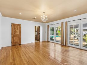 5237 Oakdale, Woodland Hills CA 91364