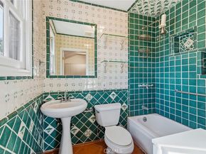 5237 Oakdale, Woodland Hills CA 91364