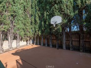 5237 Oakdale, Woodland Hills CA 91364