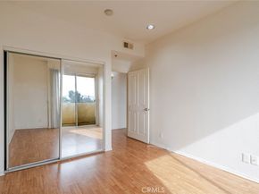 19350 Sherman Way 210, Reseda CA 91335