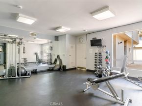 19350 Sherman Way 210, Reseda CA 91335