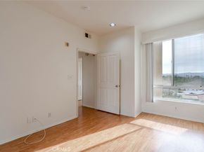 19350 Sherman Way 210, Reseda CA 91335