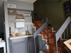 8341 De Soto, Canoga Park CA 91304