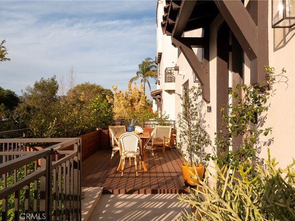 734 Parkman, Los Angeles CA 90026