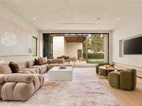 5525 Carpenter Avenue, Valley Village CA 91607