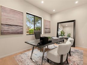 5525 Carpenter Avenue, Valley Village CA 91607