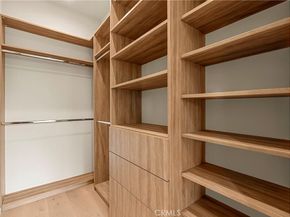 5525 Carpenter Avenue, Valley Village CA 91607