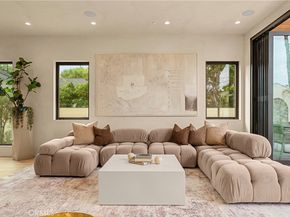 5525 Carpenter Avenue, Valley Village CA 91607