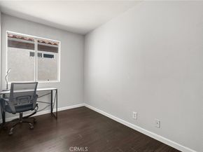 9400 Noble, North Hills CA 91343