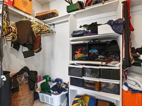 9400 Noble, North Hills CA 91343