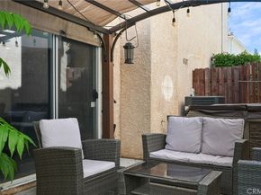 9400 Noble, North Hills CA 91343