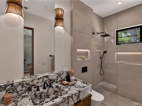 5636 Rawlings Avenue, Woodland Hills CA 91367