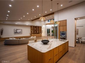 5636 Rawlings Avenue, Woodland Hills CA 91367