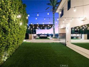 11730 N Primrose Court, Porter Ranch CA 91326