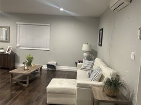 7845 Sausalito, West Hills CA 91304