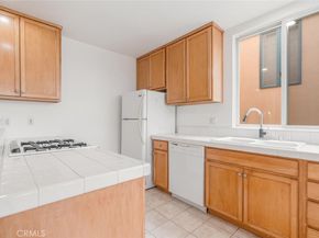 221 17th, Manhattan Beach CA 90266