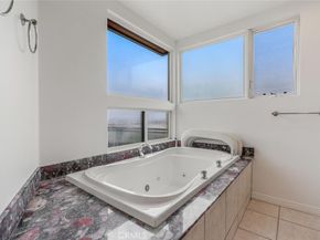 221 17th, Manhattan Beach CA 90266
