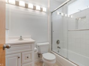 221 17th, Manhattan Beach CA 90266