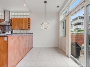 221 17th, Manhattan Beach CA 90266