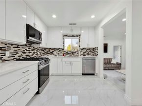 7712 El Caprice Avenue, North Hollywood CA 91605