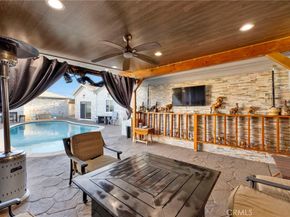 7712 El Caprice Avenue, North Hollywood CA 91605