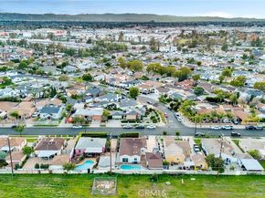 7712 El Caprice Avenue, North Hollywood CA 91605