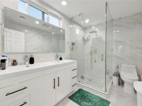 7712 El Caprice Avenue, North Hollywood CA 91605