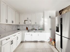 7712 El Caprice Avenue, North Hollywood CA 91605