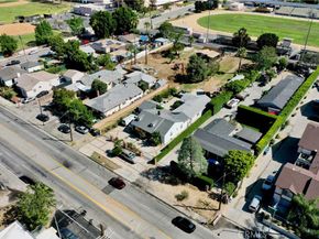 10918 Laurel Canyon, San Fernando CA 91340